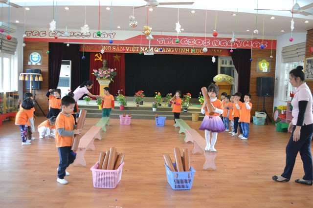 Trẻ em hóa thân thành các con vật, phát triển kỹ năng mềm và nhận thức