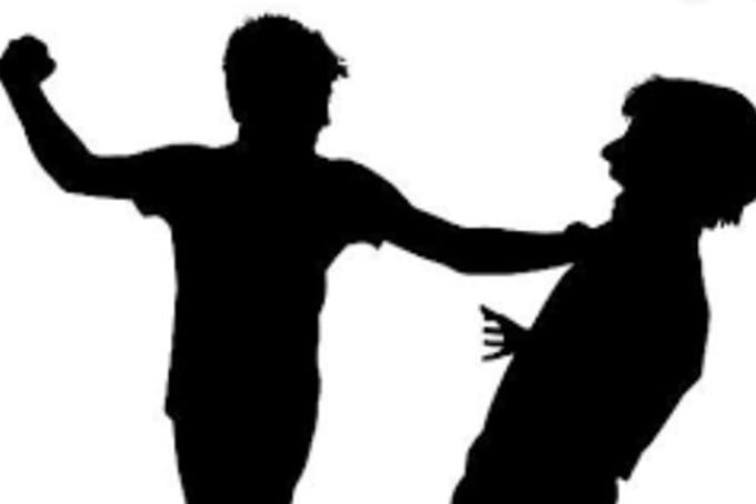 Ý nghĩa giấc mơ thấy mình đánh nhau với người lạ: Điềm báo hay lời nhắc nhở