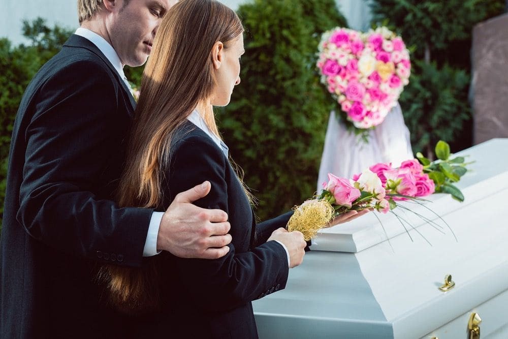 Ý nghĩa giấc mơ thấy người yêu cũ đã mất