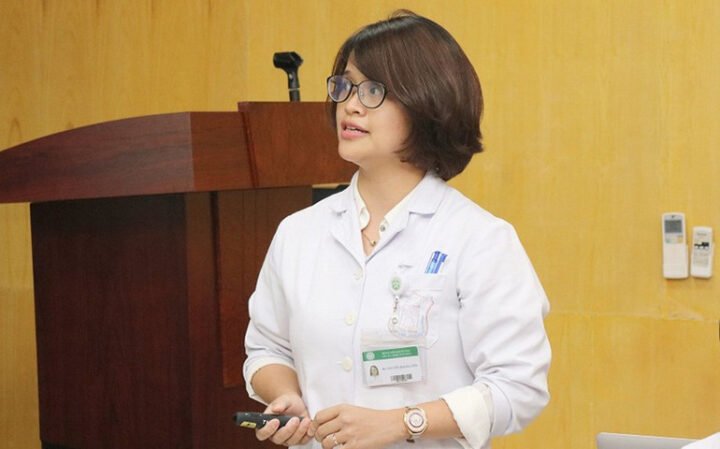 Bác sĩ tâm lý tư vấn giải tỏa áp lực học tập từ gia đình