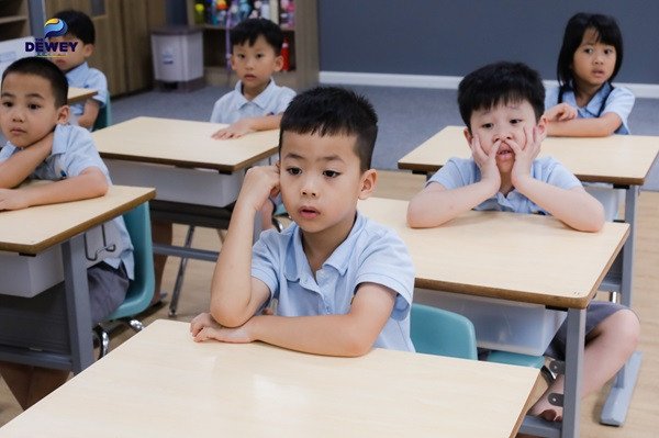 Không thể bỏ qua sự nghiêm khắc