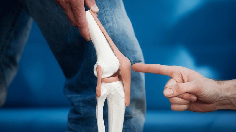 Tổng quan về chi phí mổ thay khớp gối bao nhiêu tiền và mức hỗ trợ từ bảo hiểm y tế
