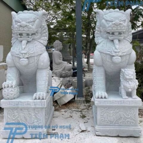 Tượng con nghê đá - Linh vật phong thủy thuần Việt mang lại bình an và tài lộc Tượng con nghê đá - Linh vật phong thủy thuần Việt mang lại bình an và tài lộc