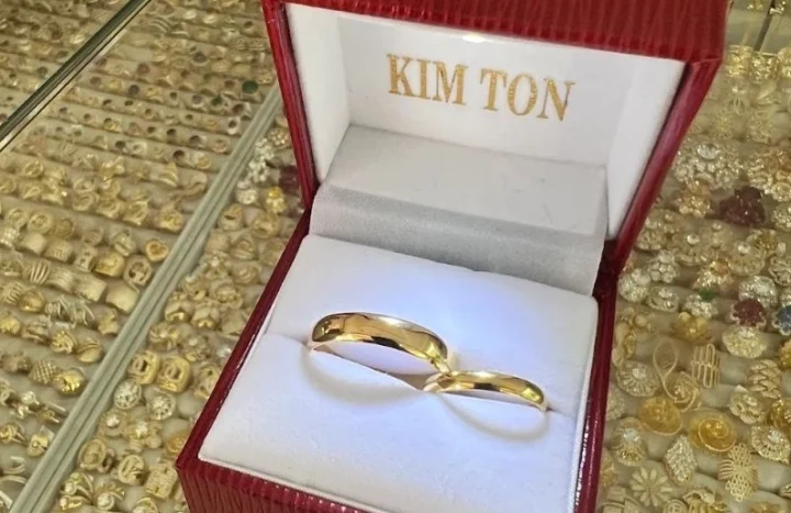 Biến động giá vàng Kim Tôn