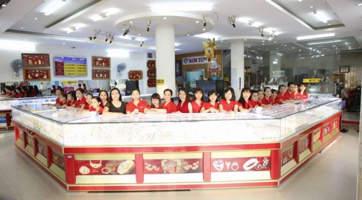 Chi tiết sản phẩm trang sức tại Tiệm Vàng Kim Tôn Long Thành