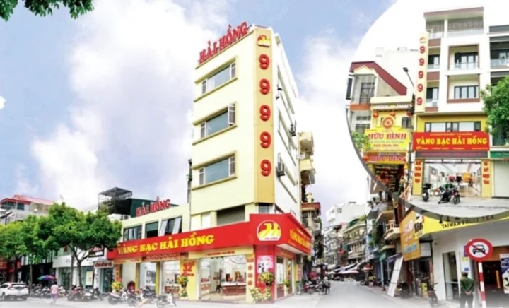 Cửa hàng Vàng Bạc Hải Hồng trưng bày sản phẩm