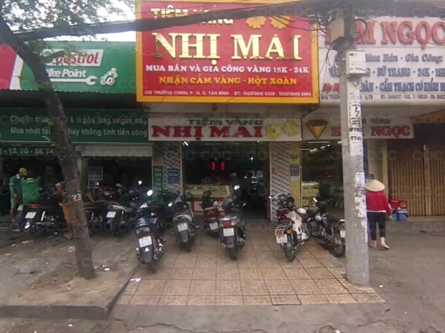 Không gian sang trọng tại Tiệm Vàng Nhị Mai