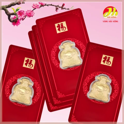 Người đang cân nhắc mua vàng