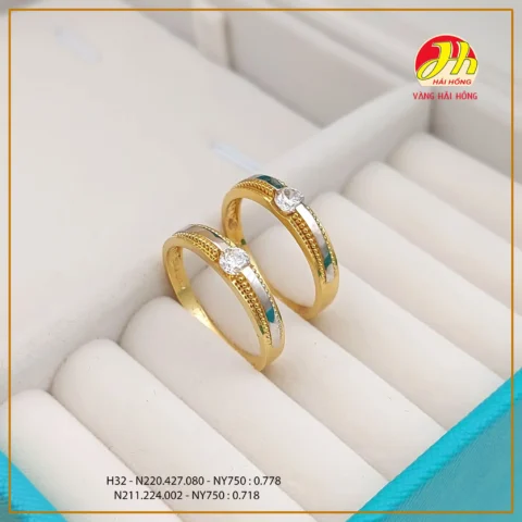 Người đang xem biểu đồ giá vàng