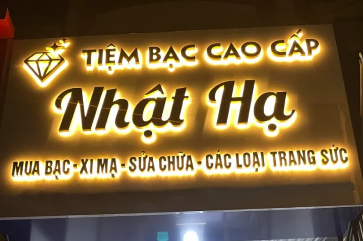 Sản phẩm trang sức Vàng Nhật Hạ tinh xảo