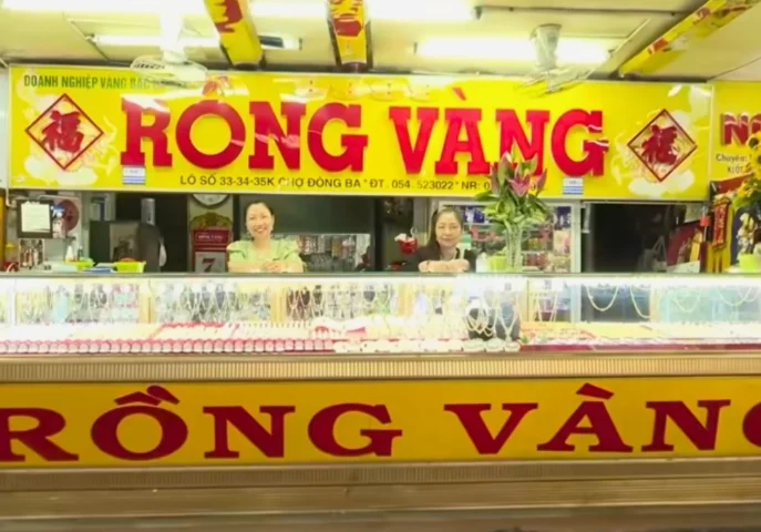 Tiệm vàng Rồng Vàng tại Huế